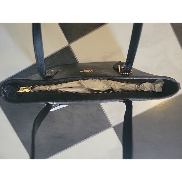 Ladies Hobo Coach handbag brand new in perfect condition, made in Vietnam - Picture 8 of 8